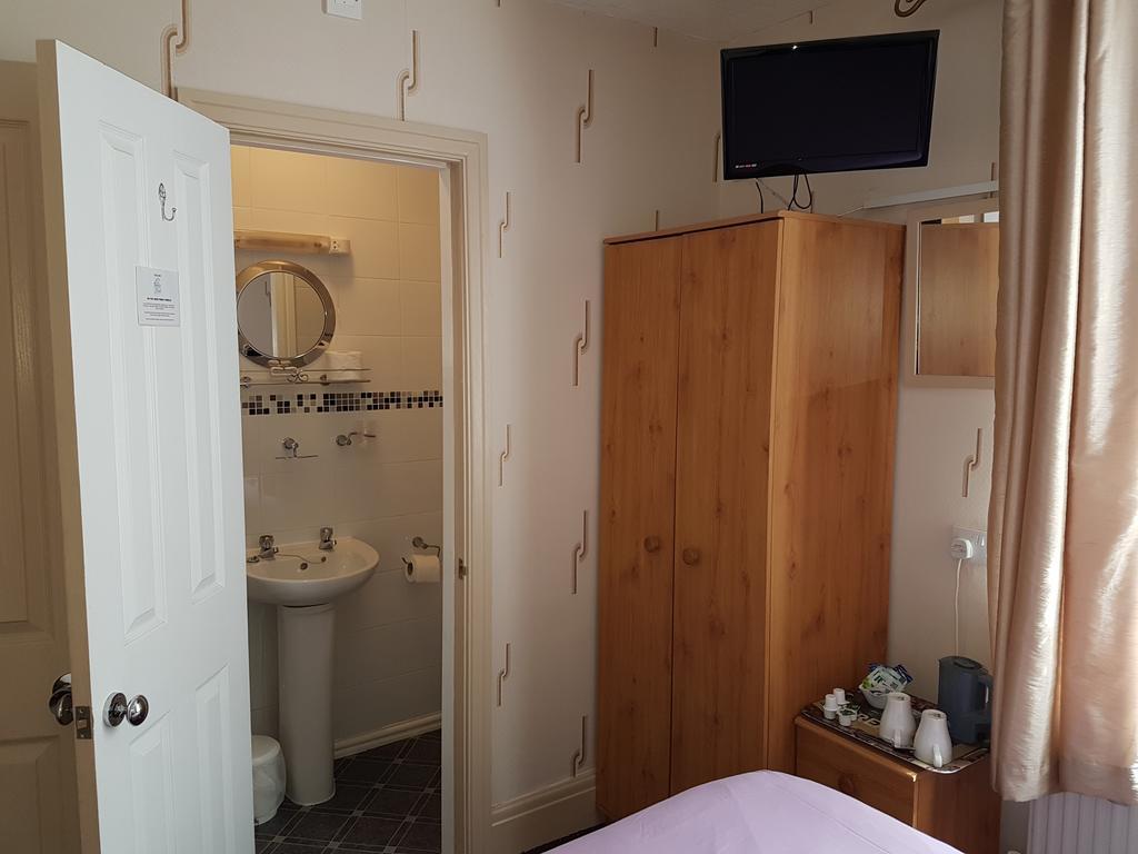 Bed and Breakfast Kings Court Families & Couples à Blackpool Extérieur photo