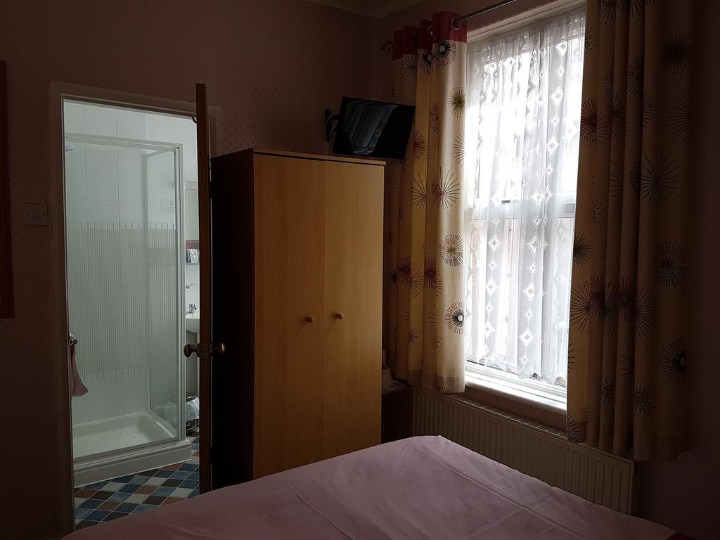 Bed and Breakfast Kings Court Families & Couples à Blackpool Extérieur photo