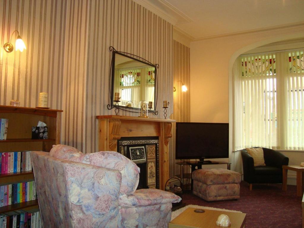 Bed and Breakfast Kings Court Families & Couples à Blackpool Extérieur photo