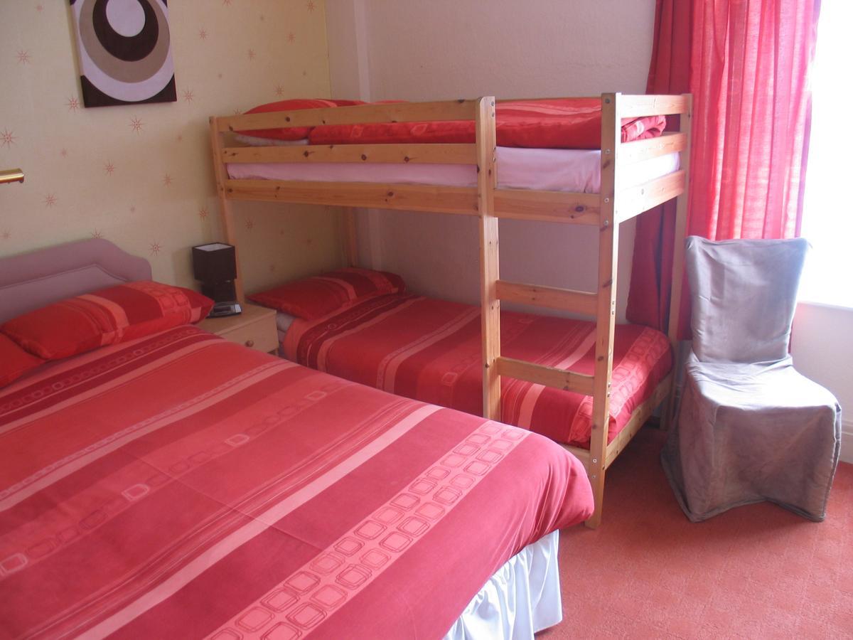 Bed and Breakfast Kings Court Families & Couples à Blackpool Extérieur photo
